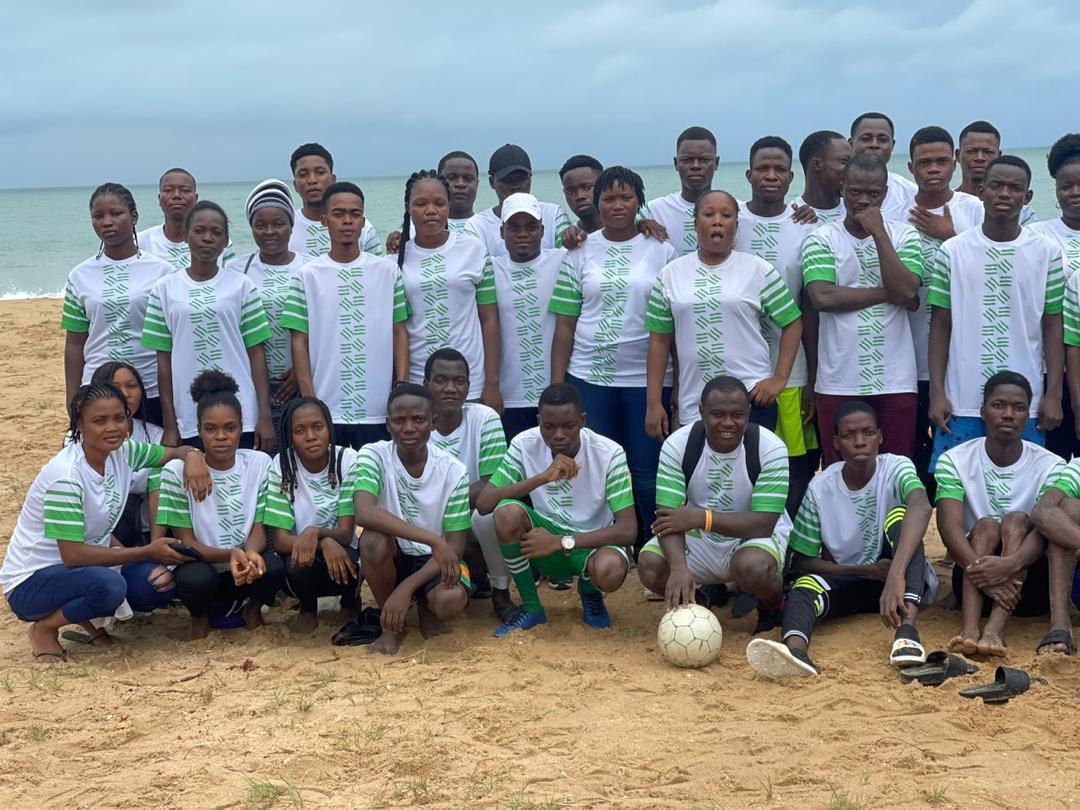 Équipe Ansath en t-shirts verts personnalisés
